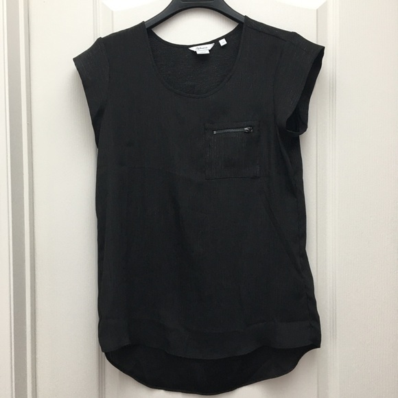 Shimmery Cap sleeve Tunic Top with pocket - Picture 1 of 8